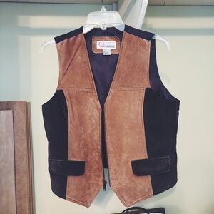 Milano Design Group V-Neck Brown Colorblock Leather Vest – Vintage 1990s Women’s